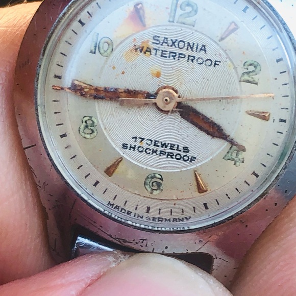 Silver Waterproof Watch - Picture 2 of 6